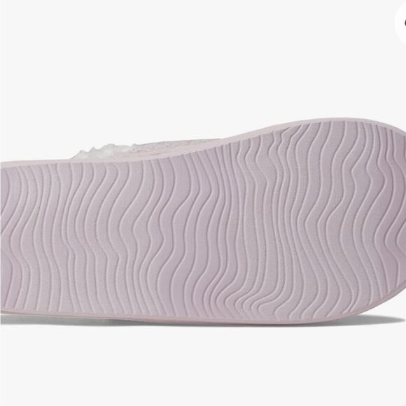 Reef Slipper Snuggles- Lilac - Picture 2 of 10